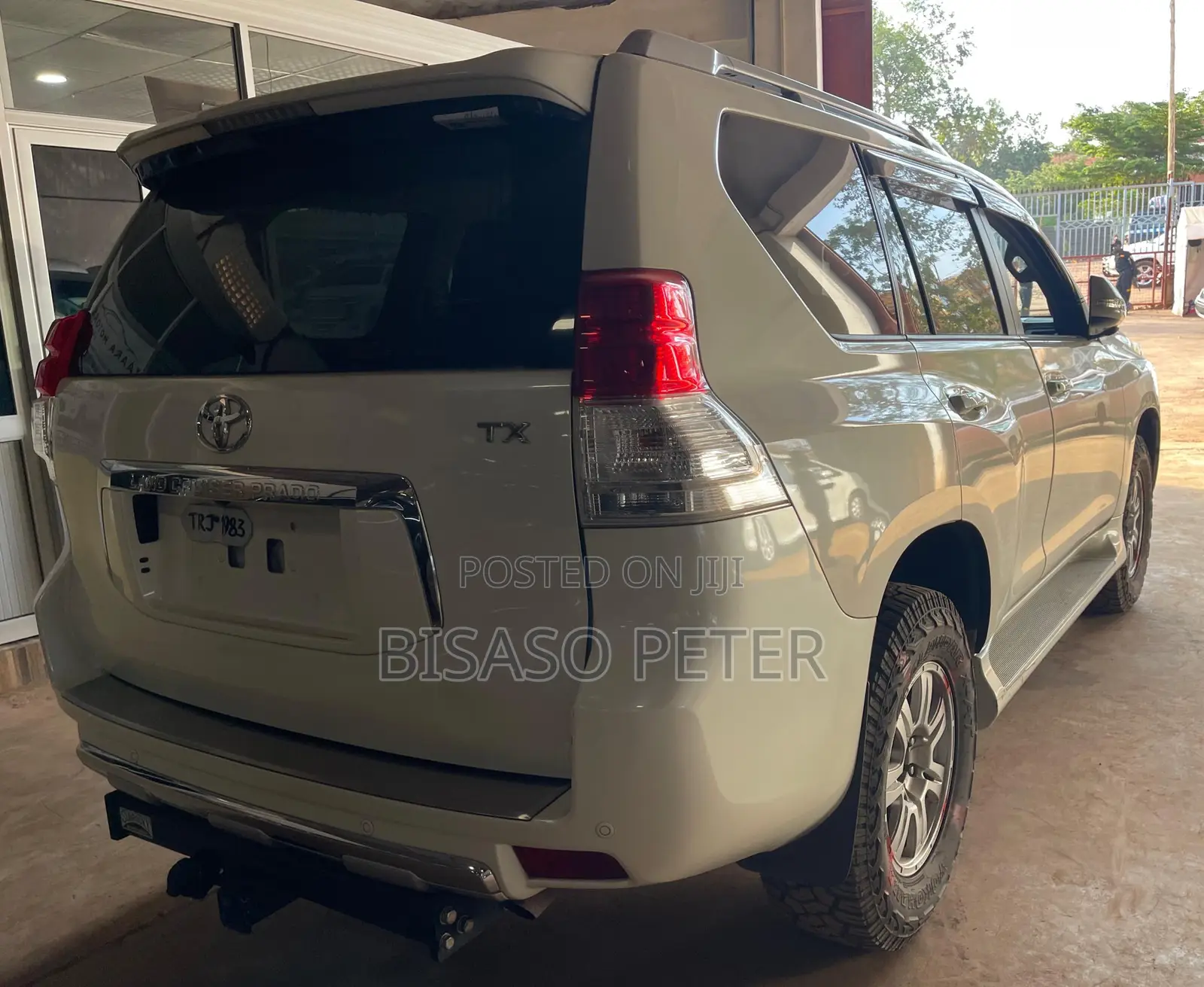 Toyota Land Cruiser Prado 2.7 i 2010 White