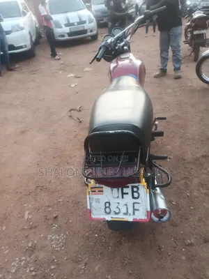 Bajaj Boxer 100 2022 Red