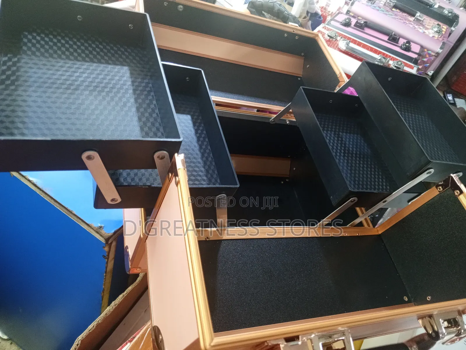 Make Up Kits Boxes