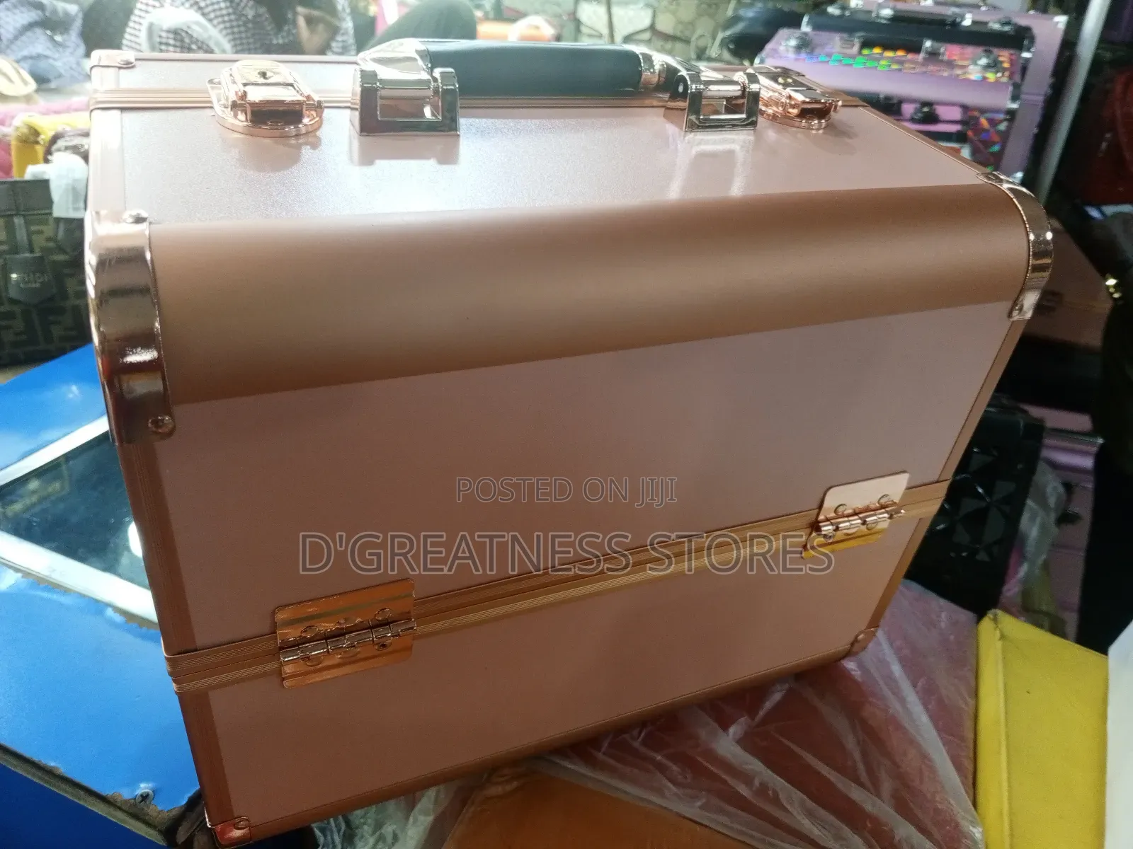 Make Up Kits Boxes