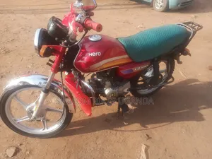 Hero Dawn 100 2016 Red