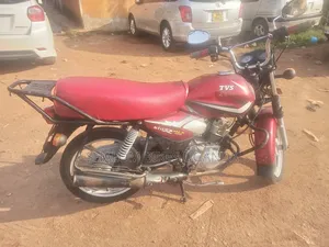 TVS HLX 125 2023 Red