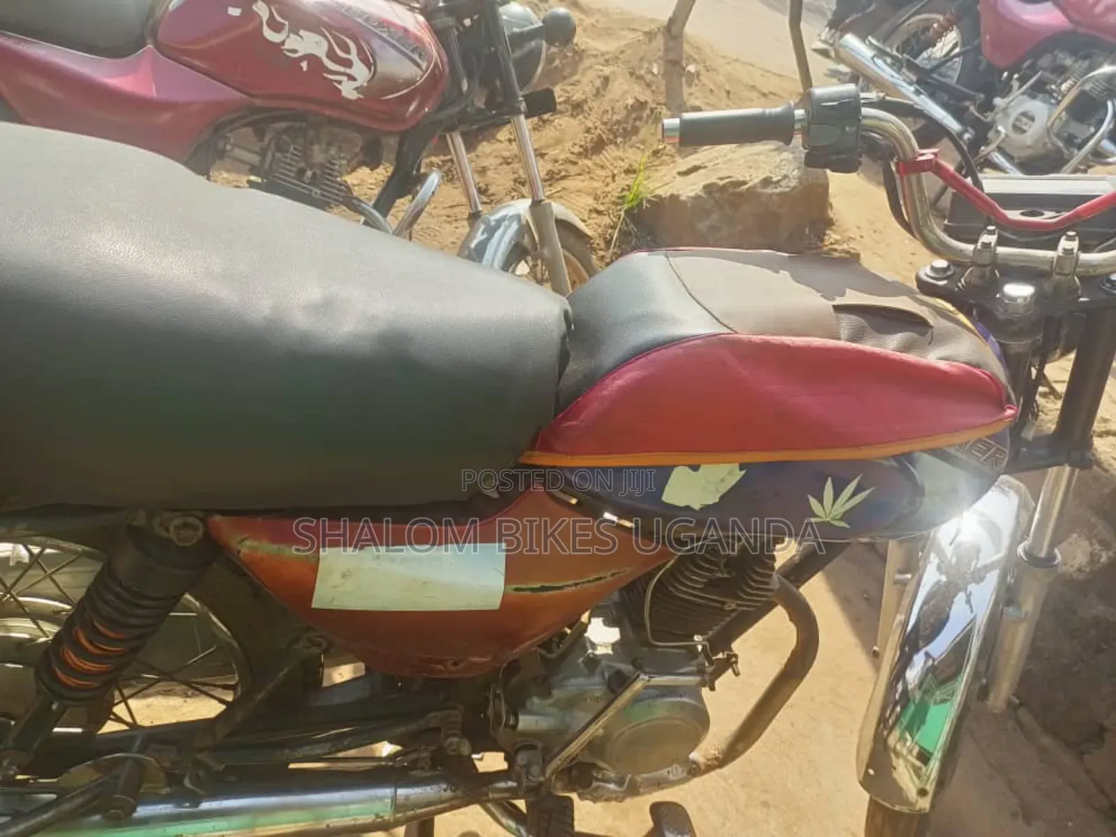 Bajaj Boxer 2012 Red