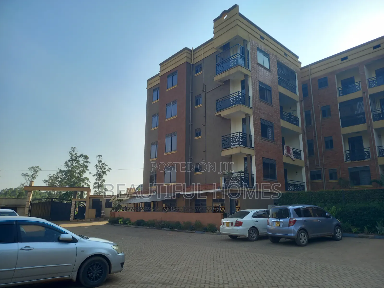 Furnished 4bdrm Condo in Najjera, Central Division for sale