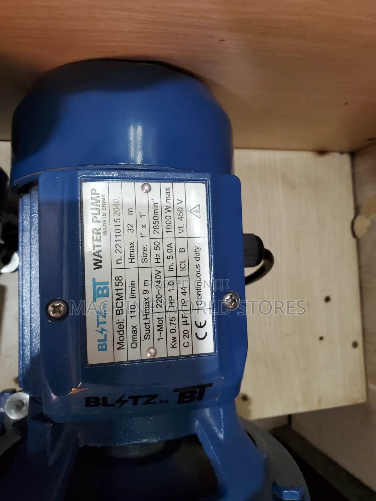 32m BT Waterpump