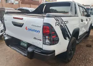 Toyota Hilux Revo Double Cab Deisel 2.8 AWD 2019 White