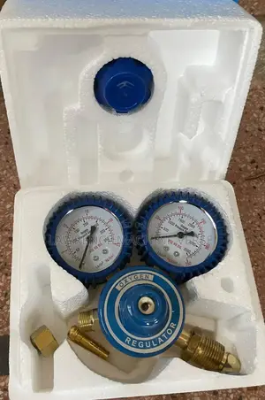 Oxygen Regulator