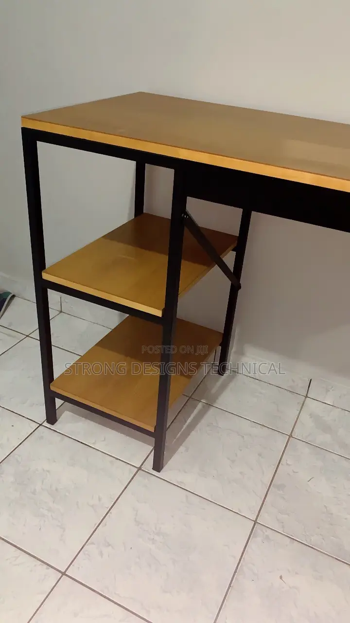 120 Cm Metal Steel Frame Office Desk Table/ Reading Table