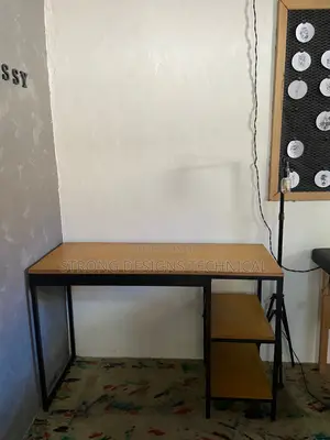 120 Cm Metal Steel Frame Office Desk Table/ Reading Table