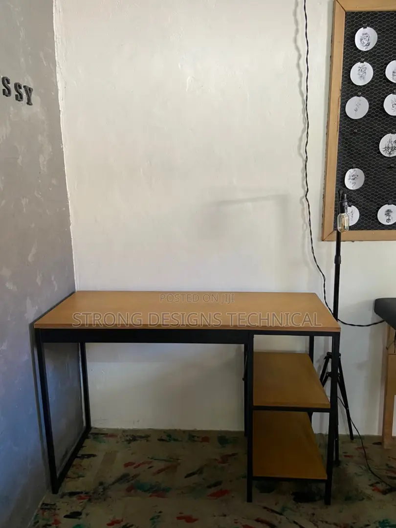 120 Cm Metal Steel Frame Office Desk Table/ Reading Table
