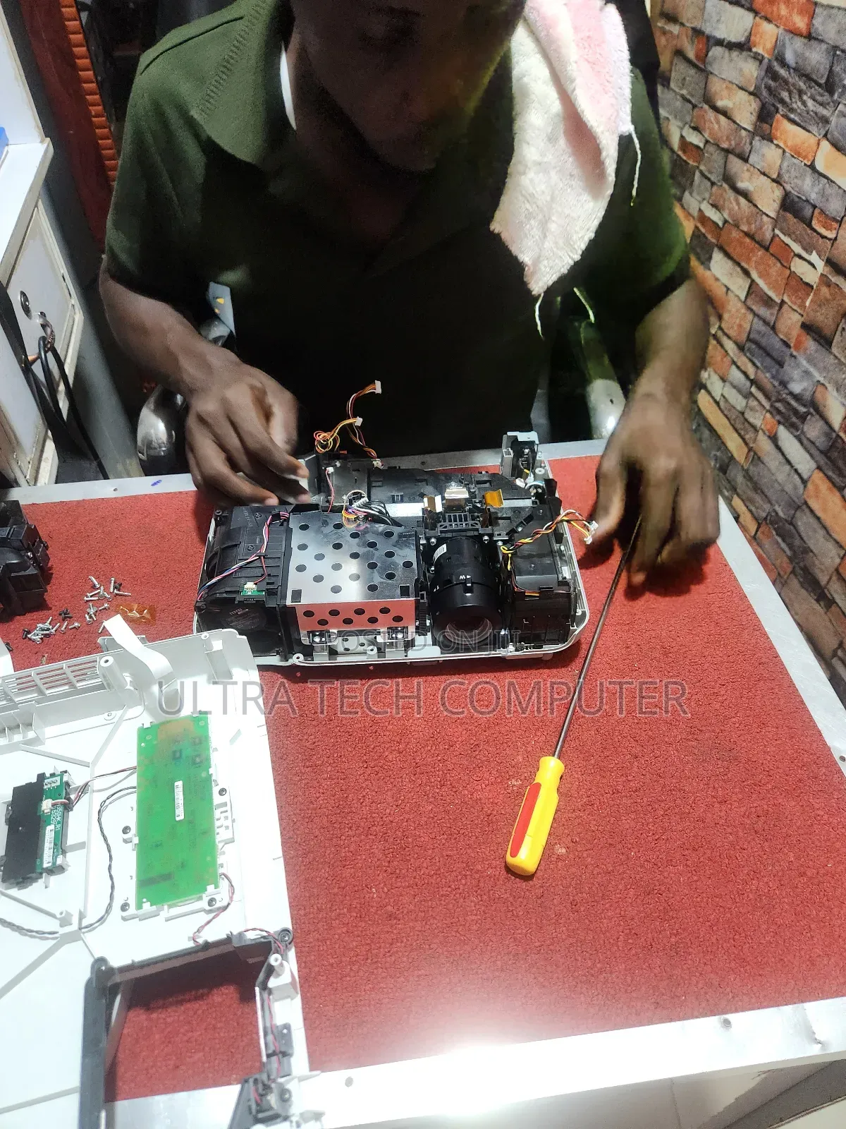 Projectors Repairs, Servicing and Maintenance