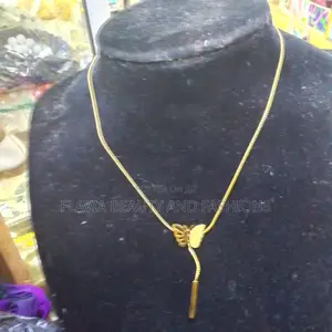 Simple and Unique Chain Necklace