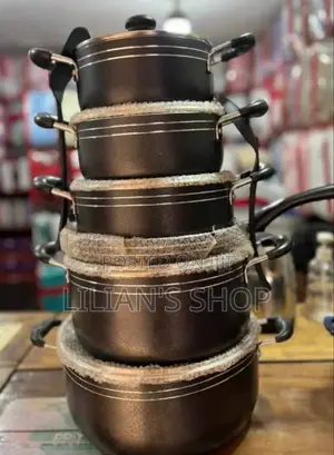 Heavy Duty Saucepan Dishes Set and Frying Pan