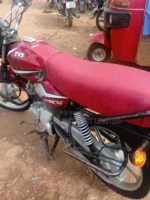 TVS HLX 125 2023 Red