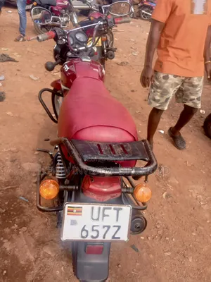 TVS HLX 125 2023 Red