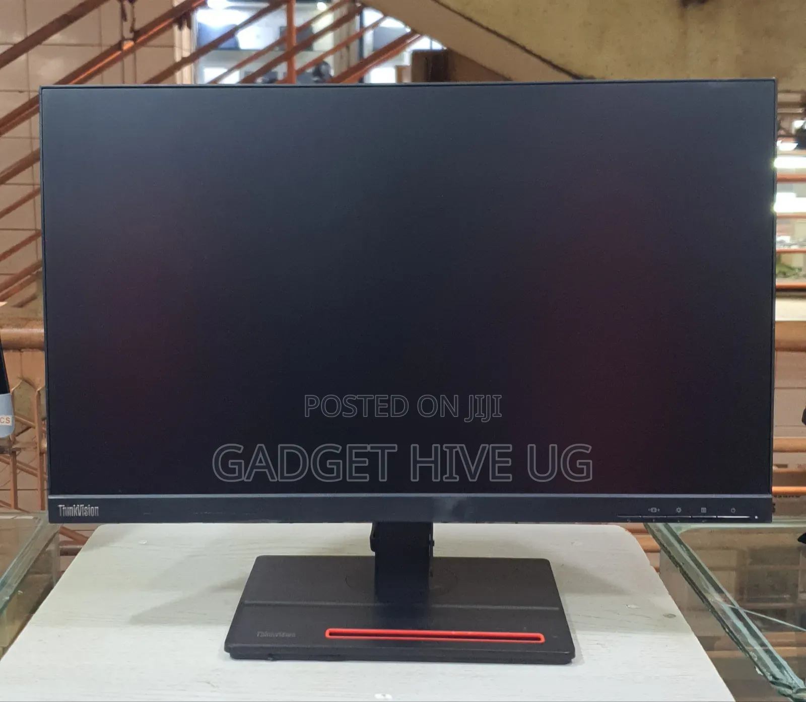 LENOVO Ips Monitor