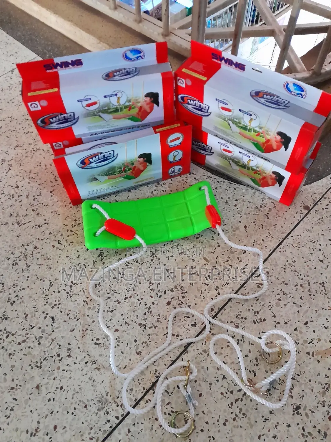 Indoor Outdoor Kids and Adults Swing With Adjustable Rope