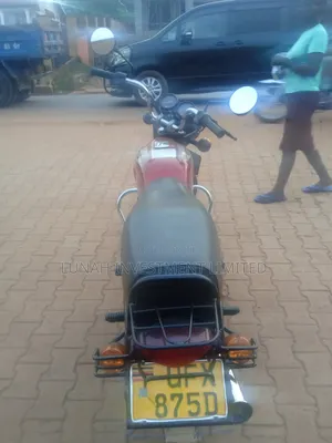 Bajaj Boxer 100 2023 Red