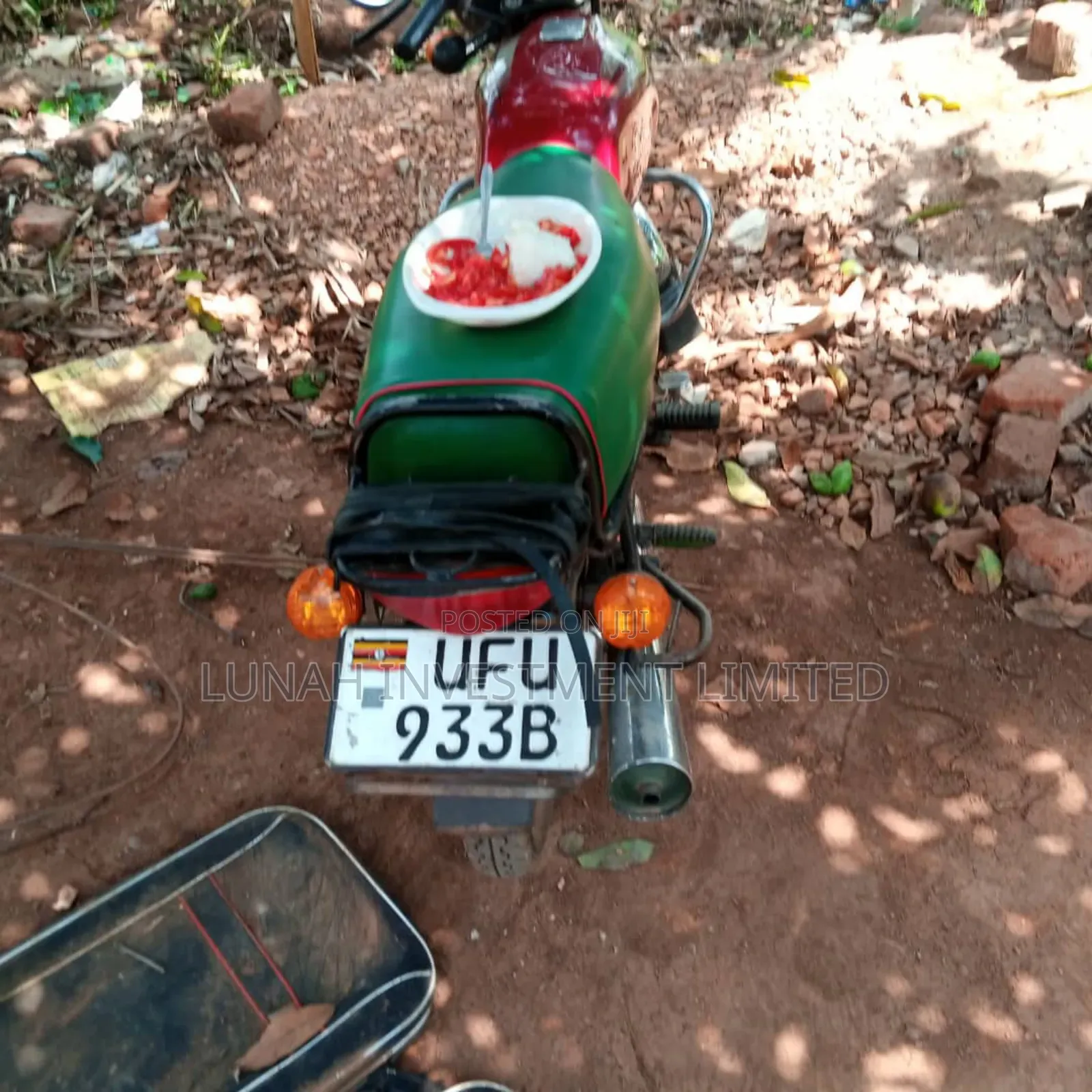 Bajaj Boxer 100 2024 Red