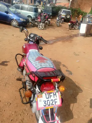 TVS HLX 125 2023 Red