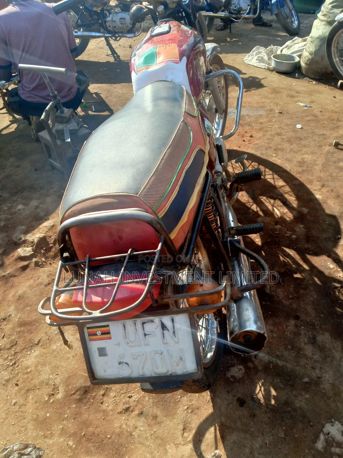 Bajaj Boxer 100 2023 Red