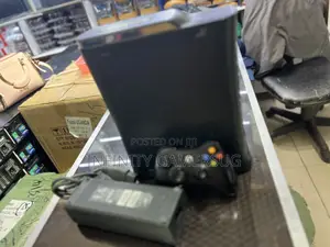 Chipped Xbox 360