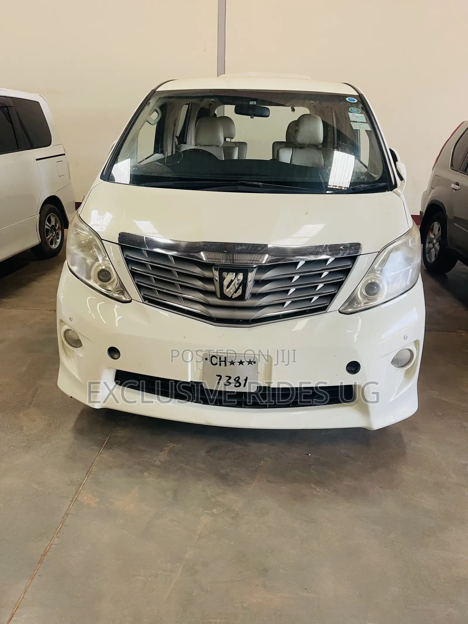 Toyota Alphard 2011 White