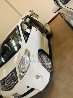 Toyota Alphard 2011 White