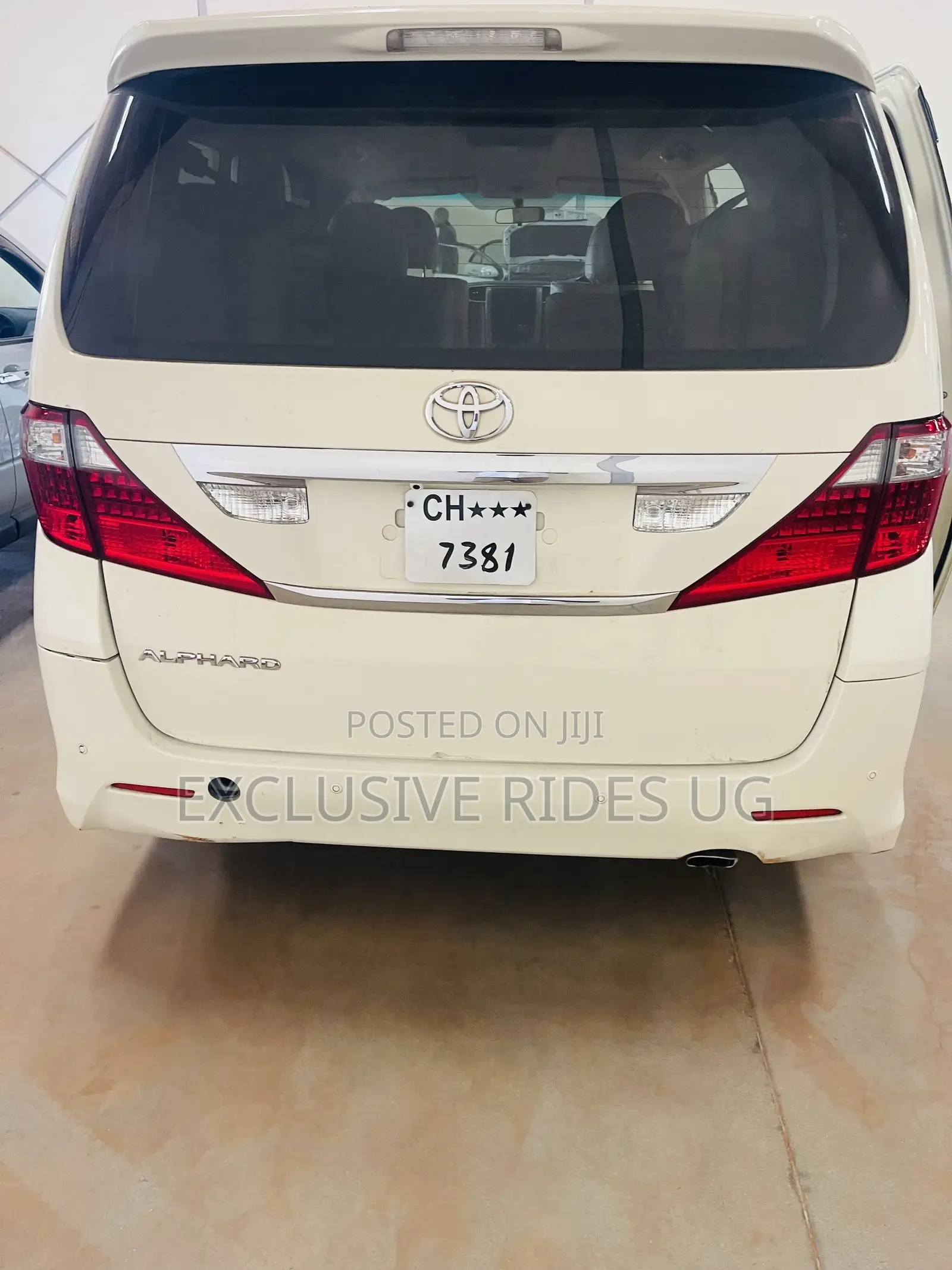 Toyota Alphard 2011 White