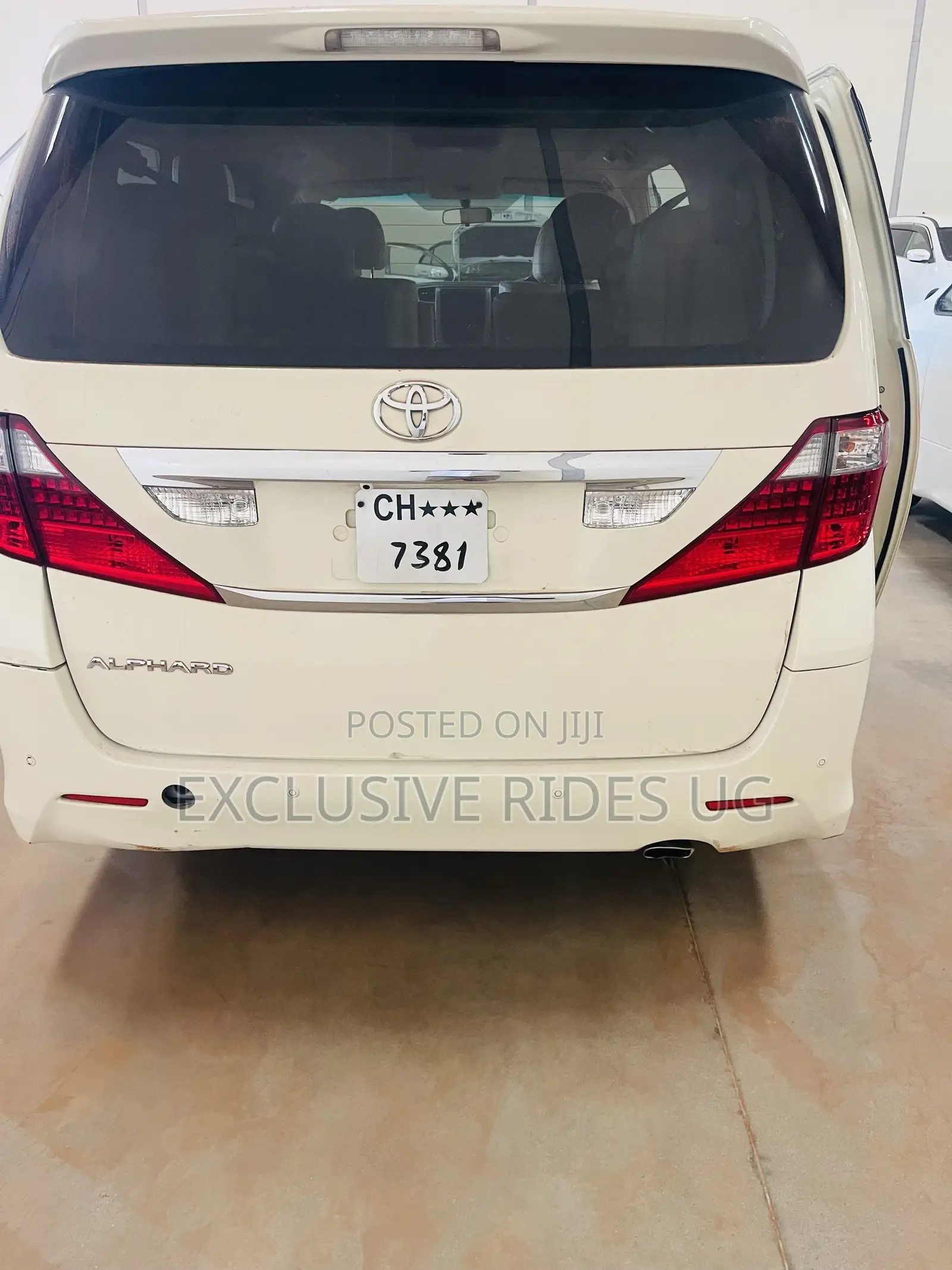 Toyota Alphard 2011 White