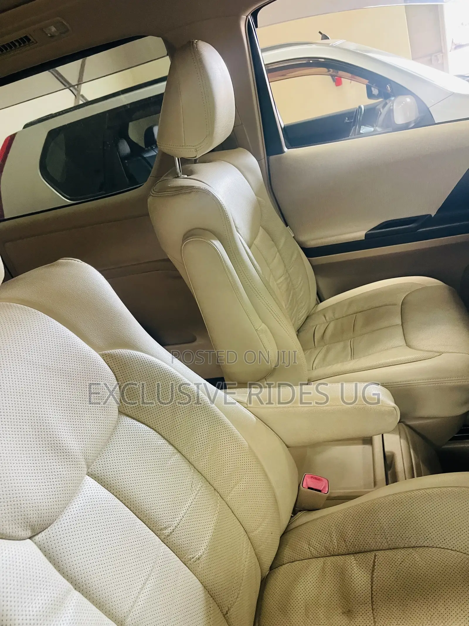 Toyota Alphard 2011 White