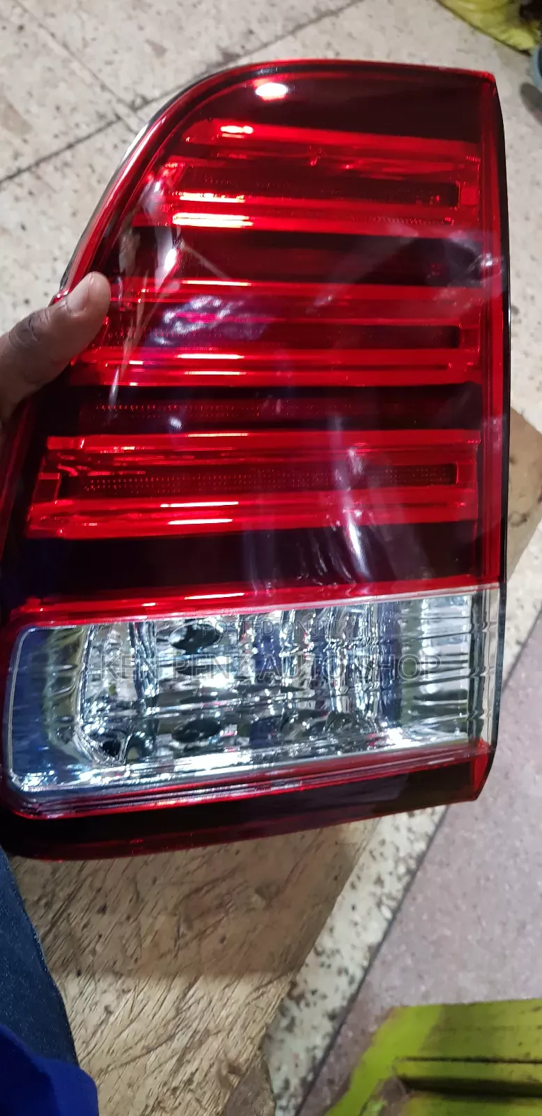 Boot or Reflectors Landcruiser 100 and Signus