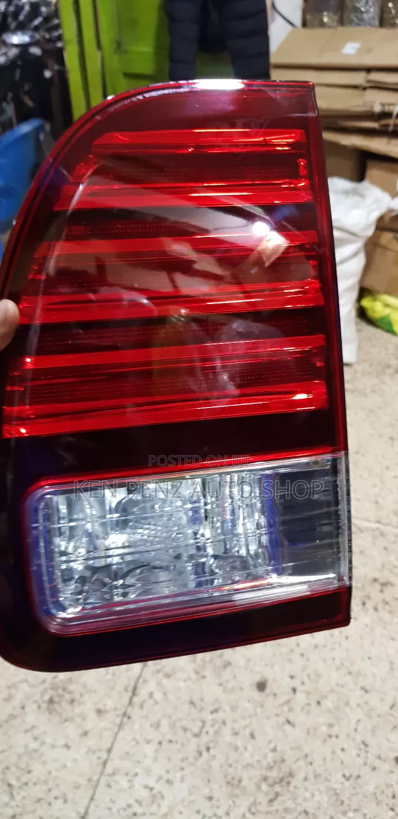 Boot or Reflectors Landcruiser 100 and Signus
