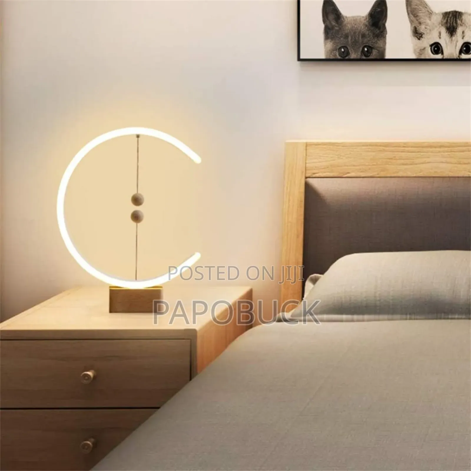 Magnetic Balance Lamp