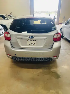 Subaru Impreza 2.0i Limited PZEV 4dr Hatchback AWD (2.0L 4cyl CVT) 2015