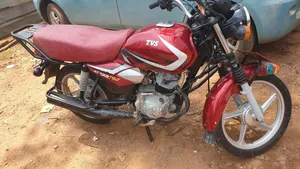 TVS HLX 125 2020 Red