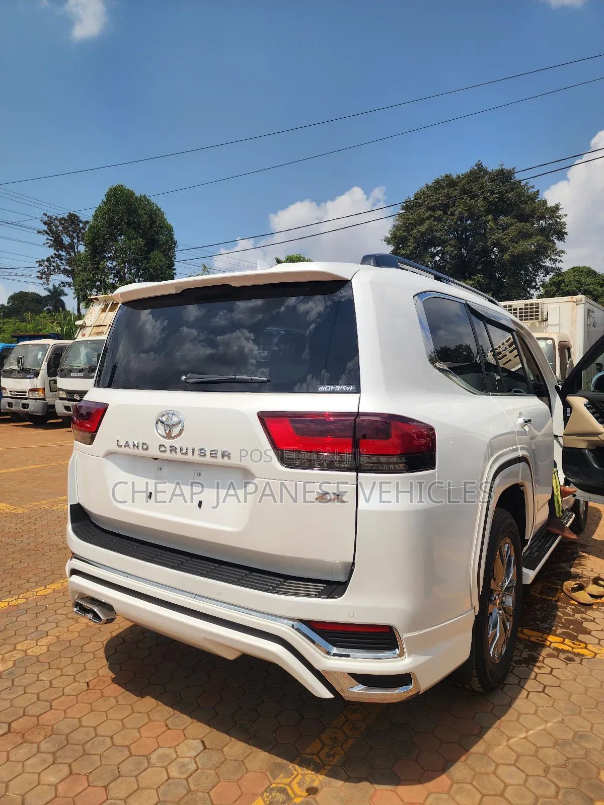 New Toyota Land Cruiser 2023 White