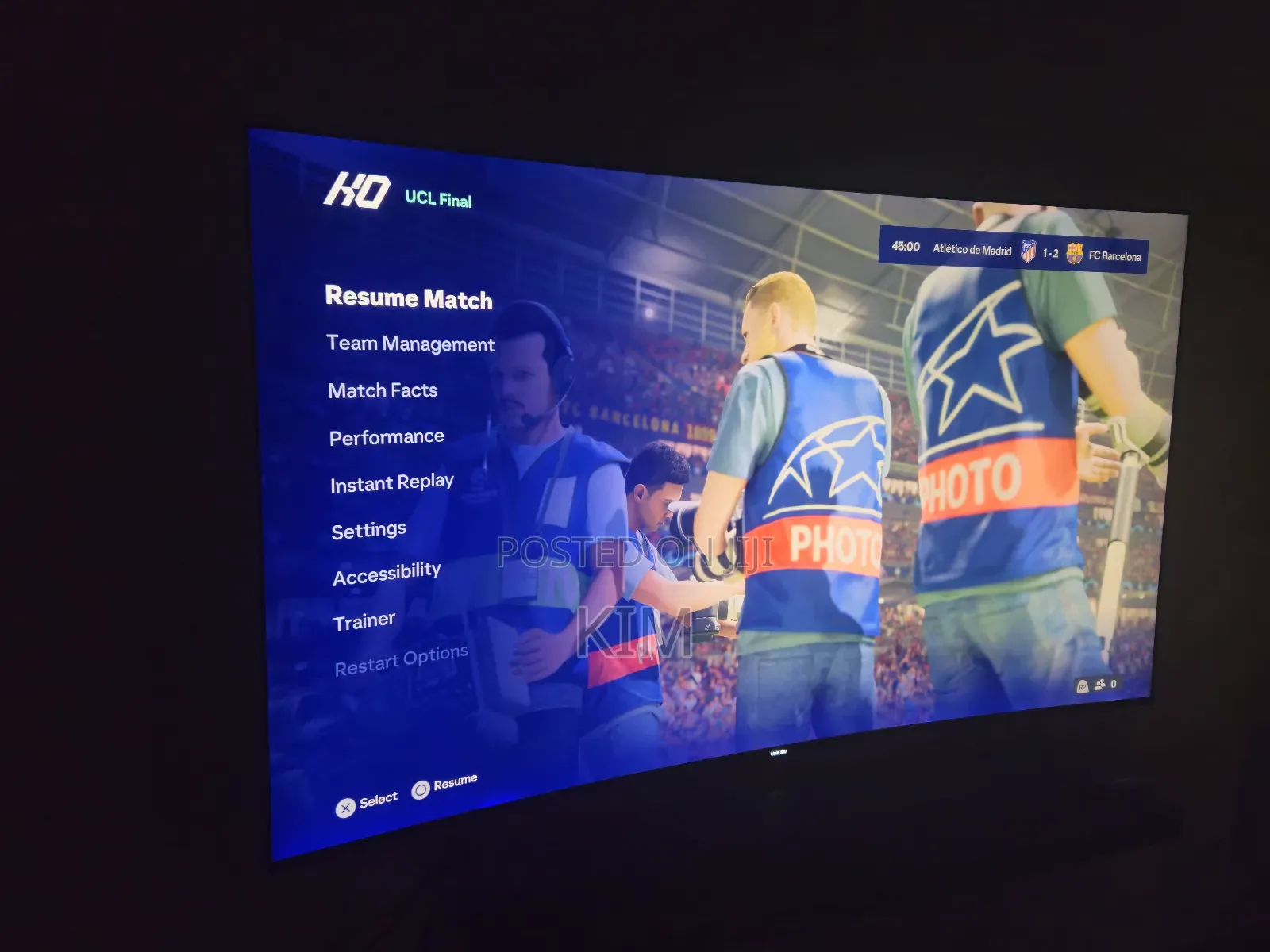 Used Samsung 65 Inches Curved TV.
