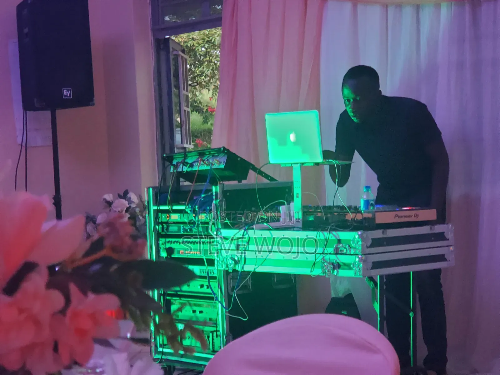 The Baddest DJS Around Town