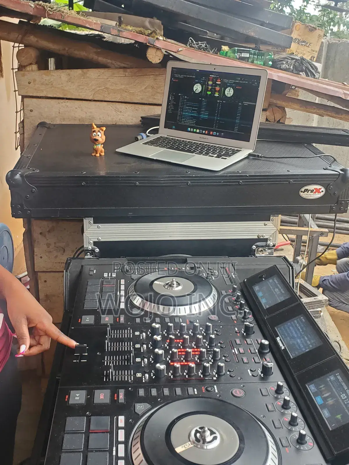 The Baddest DJS Around Town