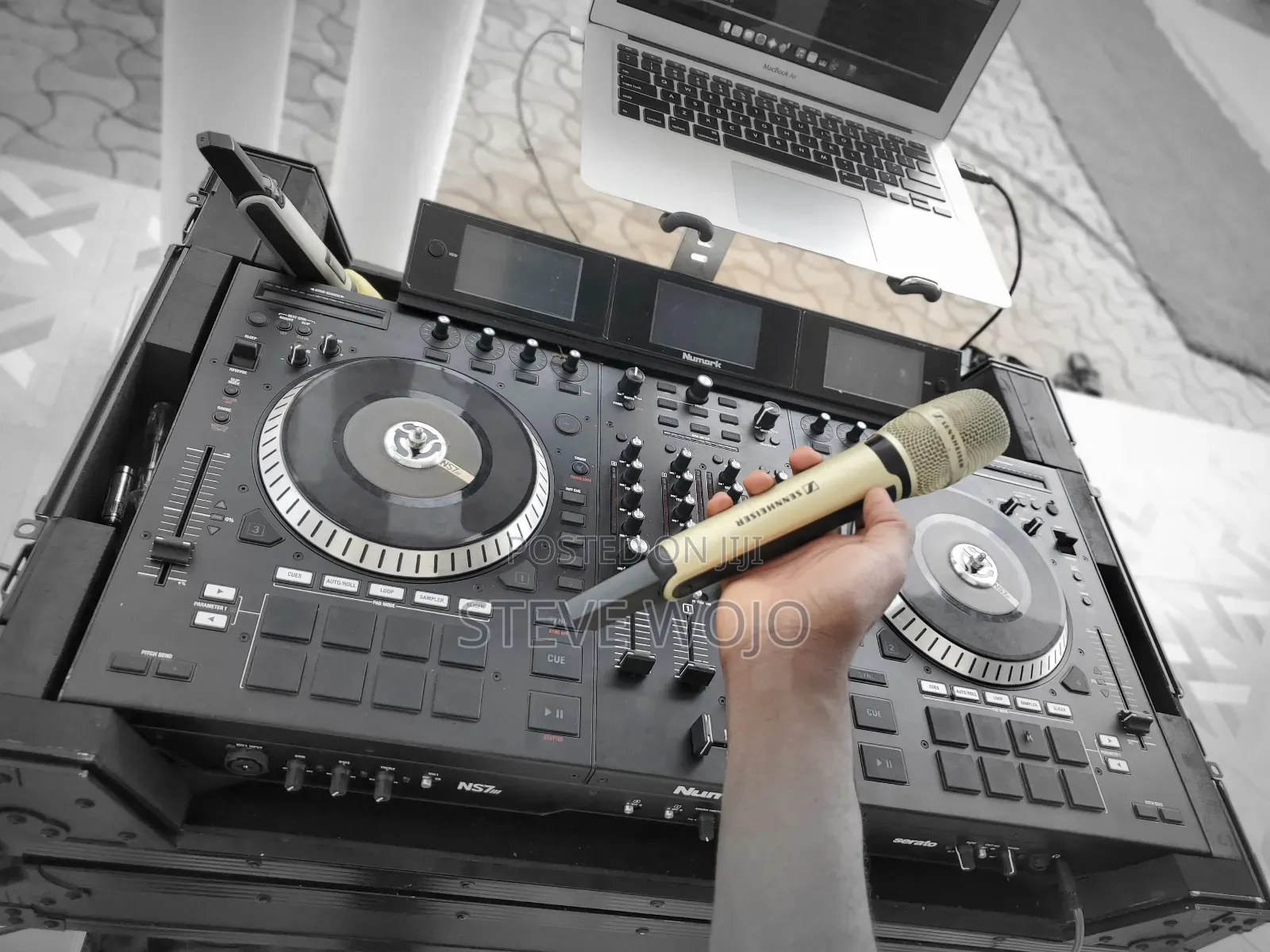 The Baddest DJS Around Town