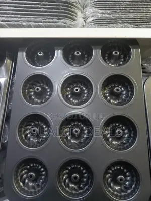 12 Holes Pumpkin Cake Pan