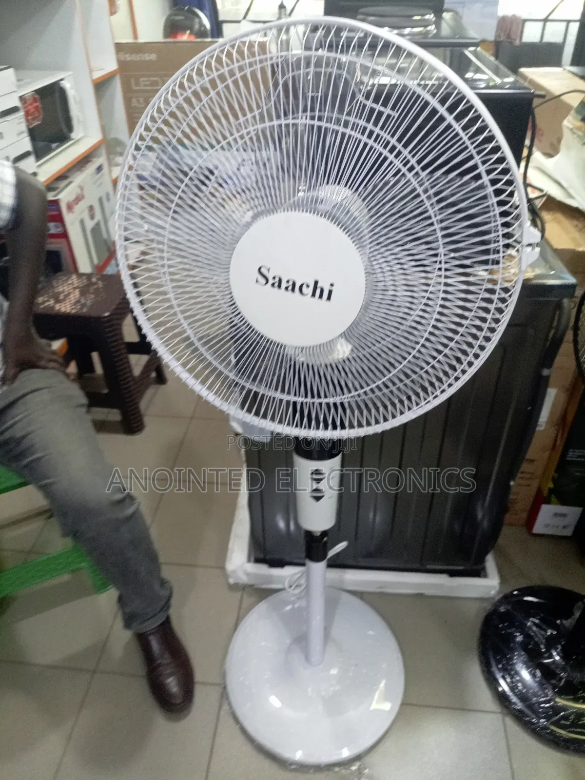 Sachi Fans With a Remote