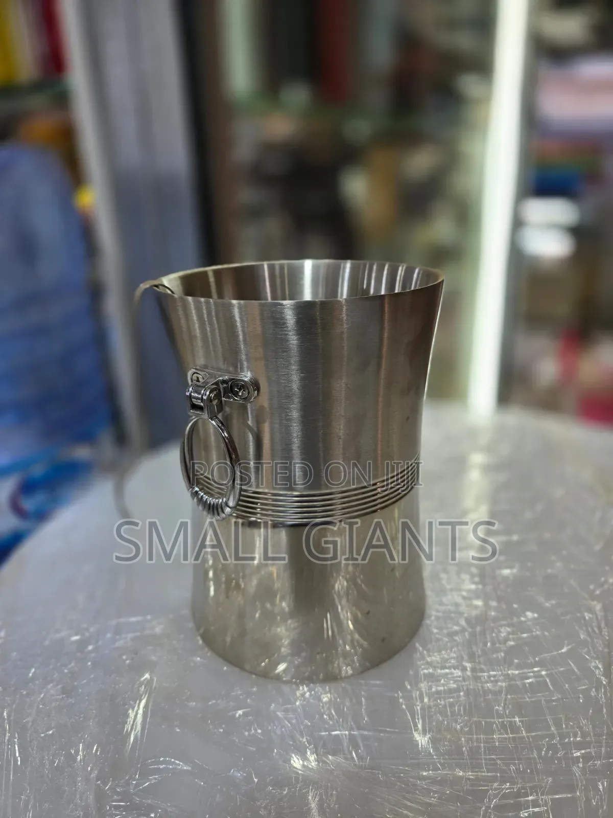 Crown Quality Wine Bucket