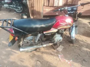 TVS 2016 Red