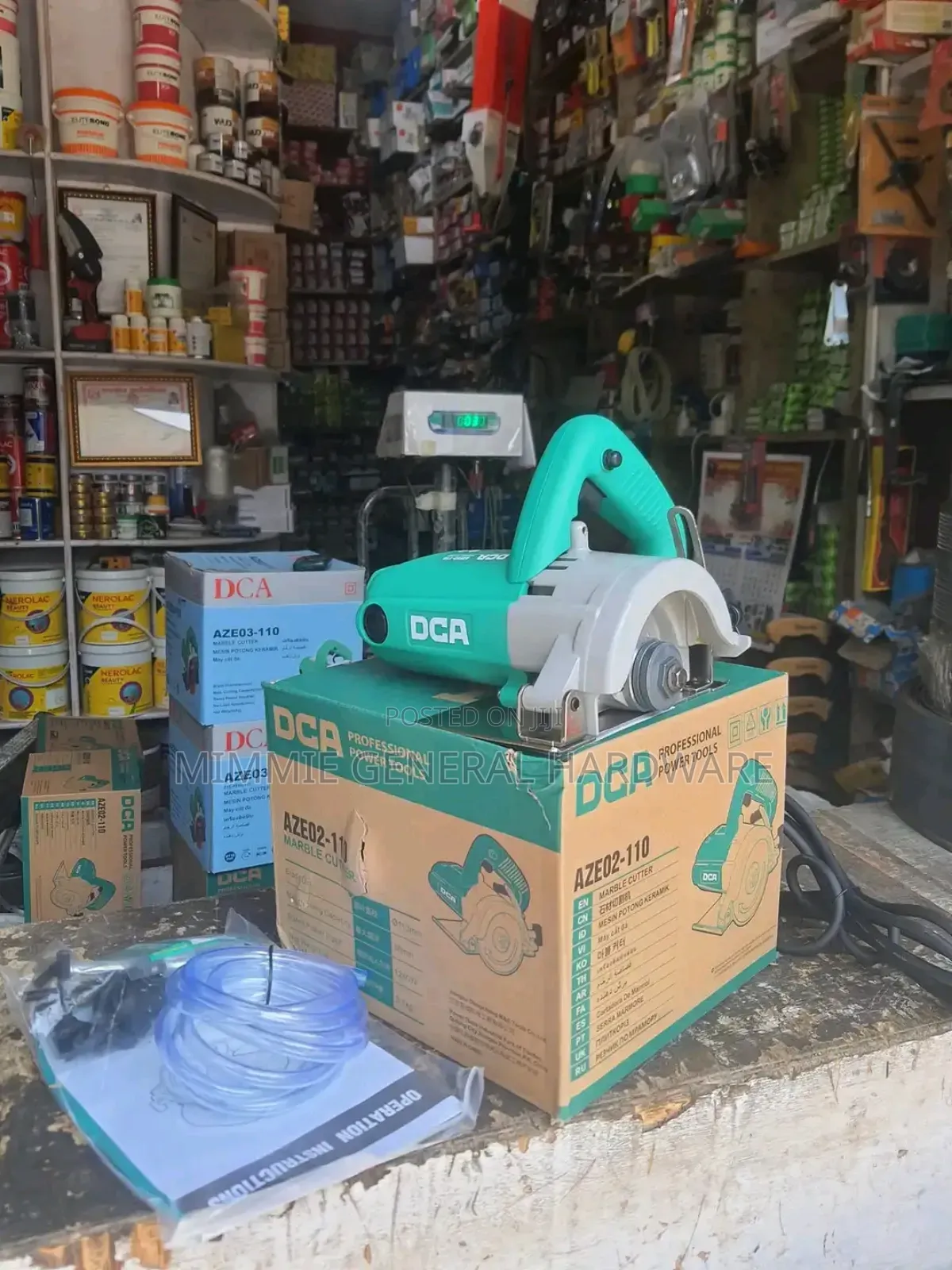 Tile Cutting Machine DCA