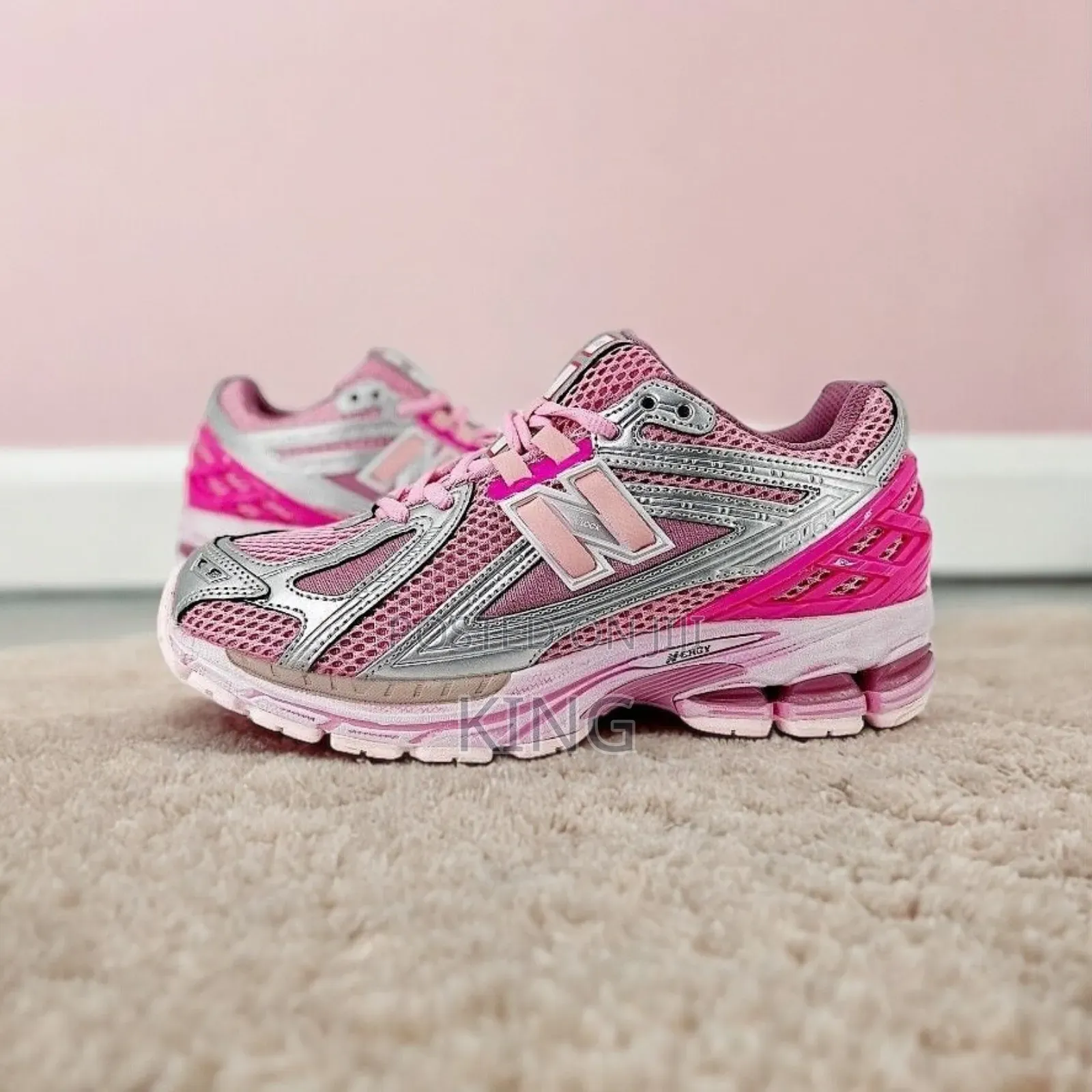 New Balance 1906R Pink Casual Sneakers
