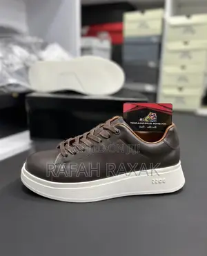 Original Dark Brown BOSS Smart Casual Leather Low Sneakers