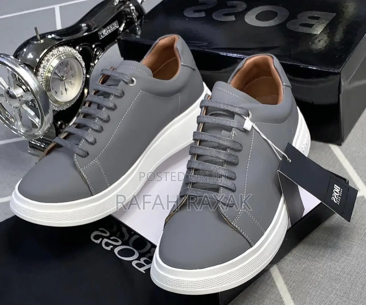 Original Mid Grey Boss Low Top Lace Up Leather Sneakers