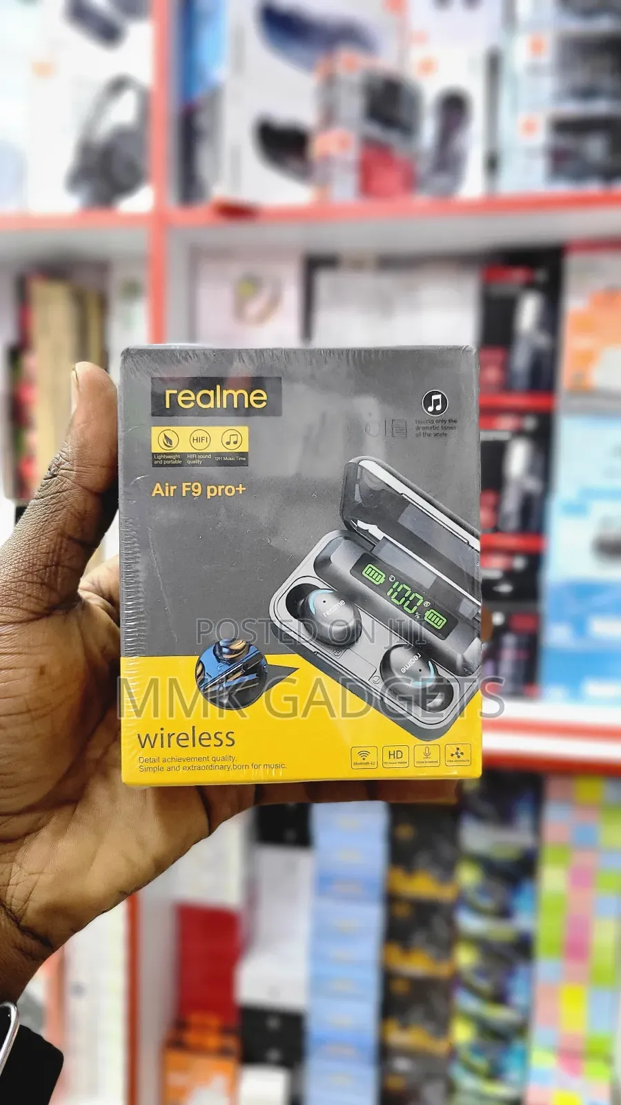 Realme F9 +